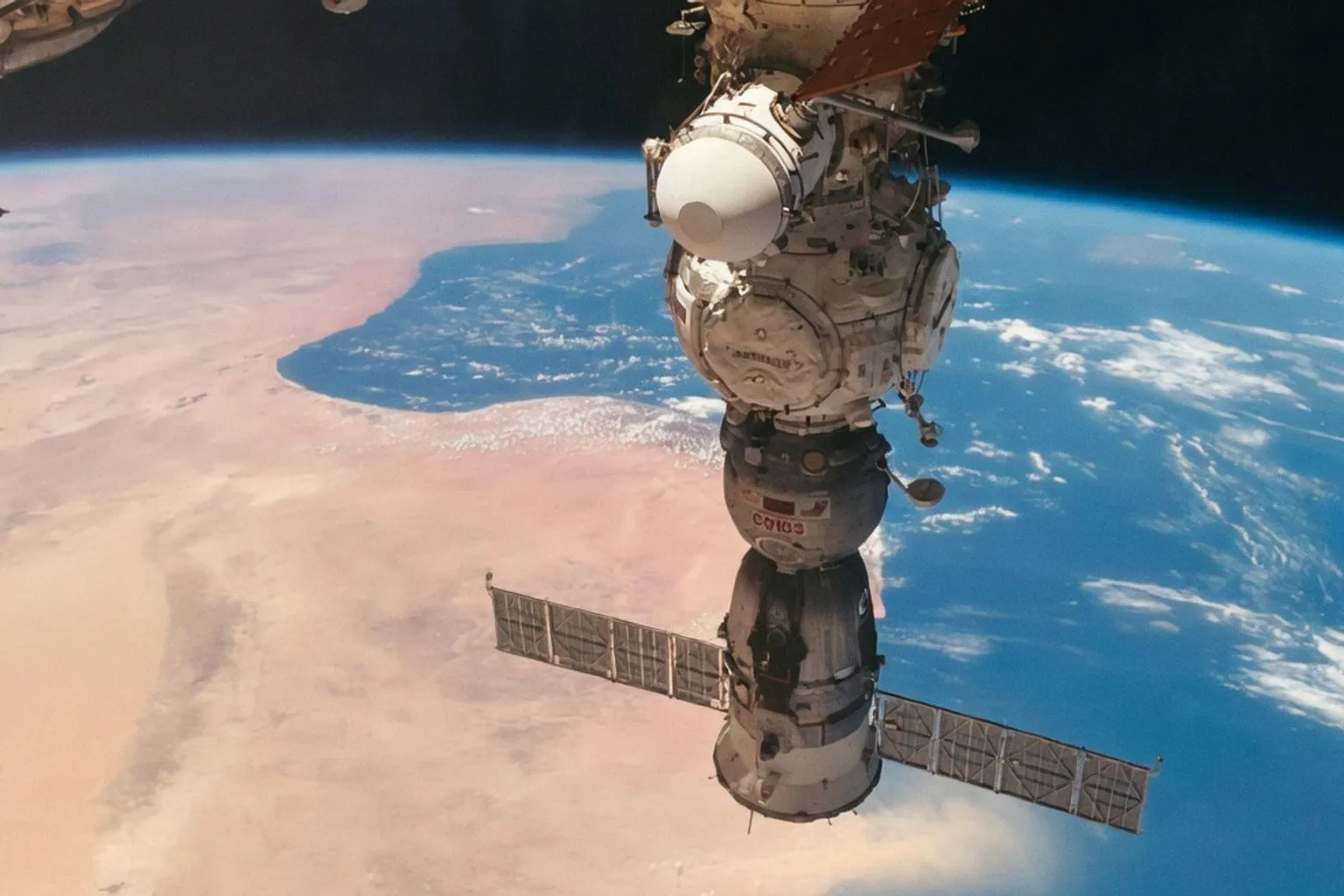 Научная программа МКС-75: 42 эксперимента по изучению космоса и человека